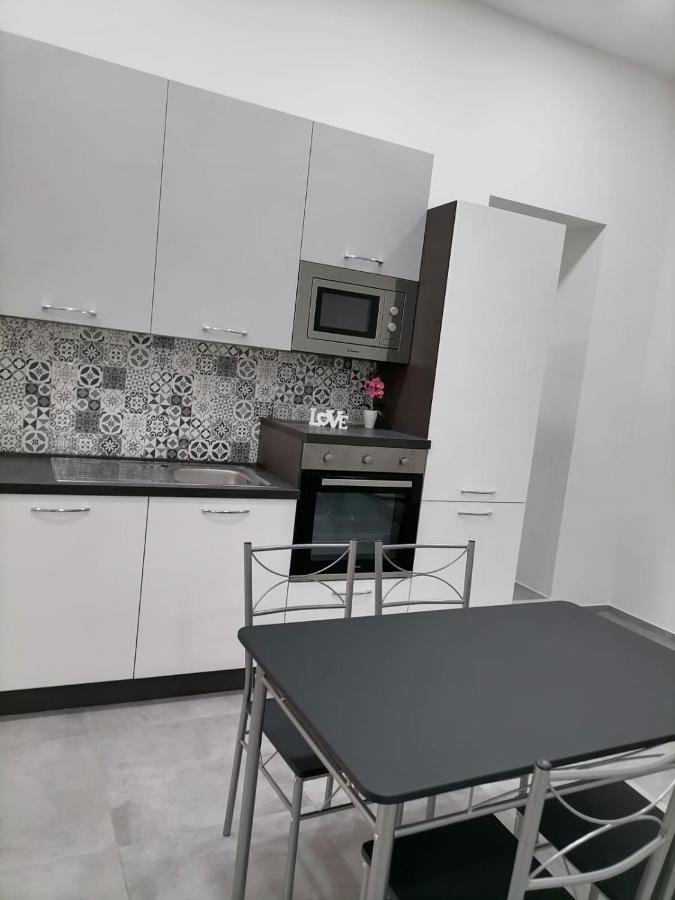 Darsena Apartments1 Μολφέττα Εξωτερικό φωτογραφία